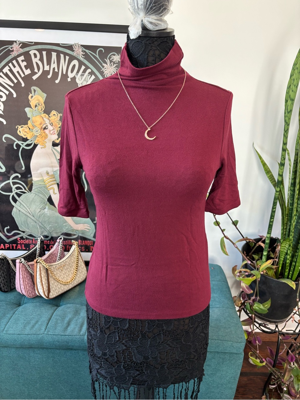 Banana Republic Short Sleeve Turtleneck Top in Burgundy